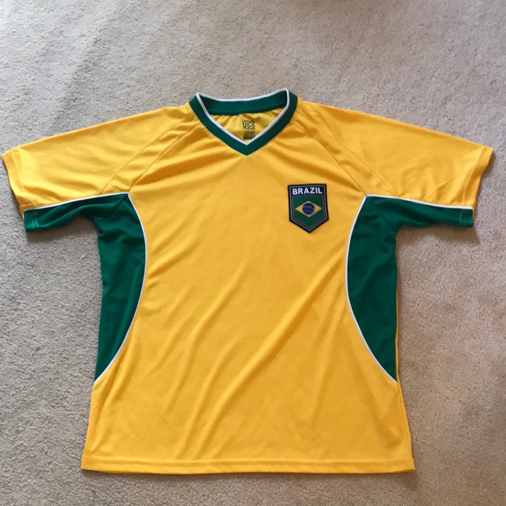 Men’s Brazil soccer jersey/workout shirt. Great condition. Rhinox Brand. Medium